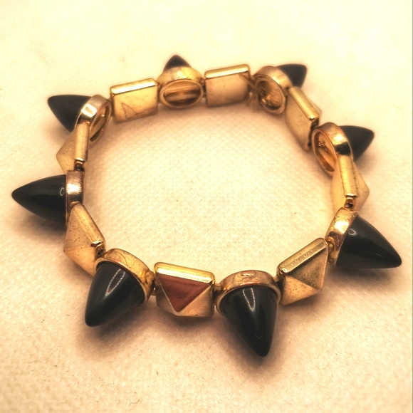 unknown Jewelry - Vintage gold tone spike bracelet